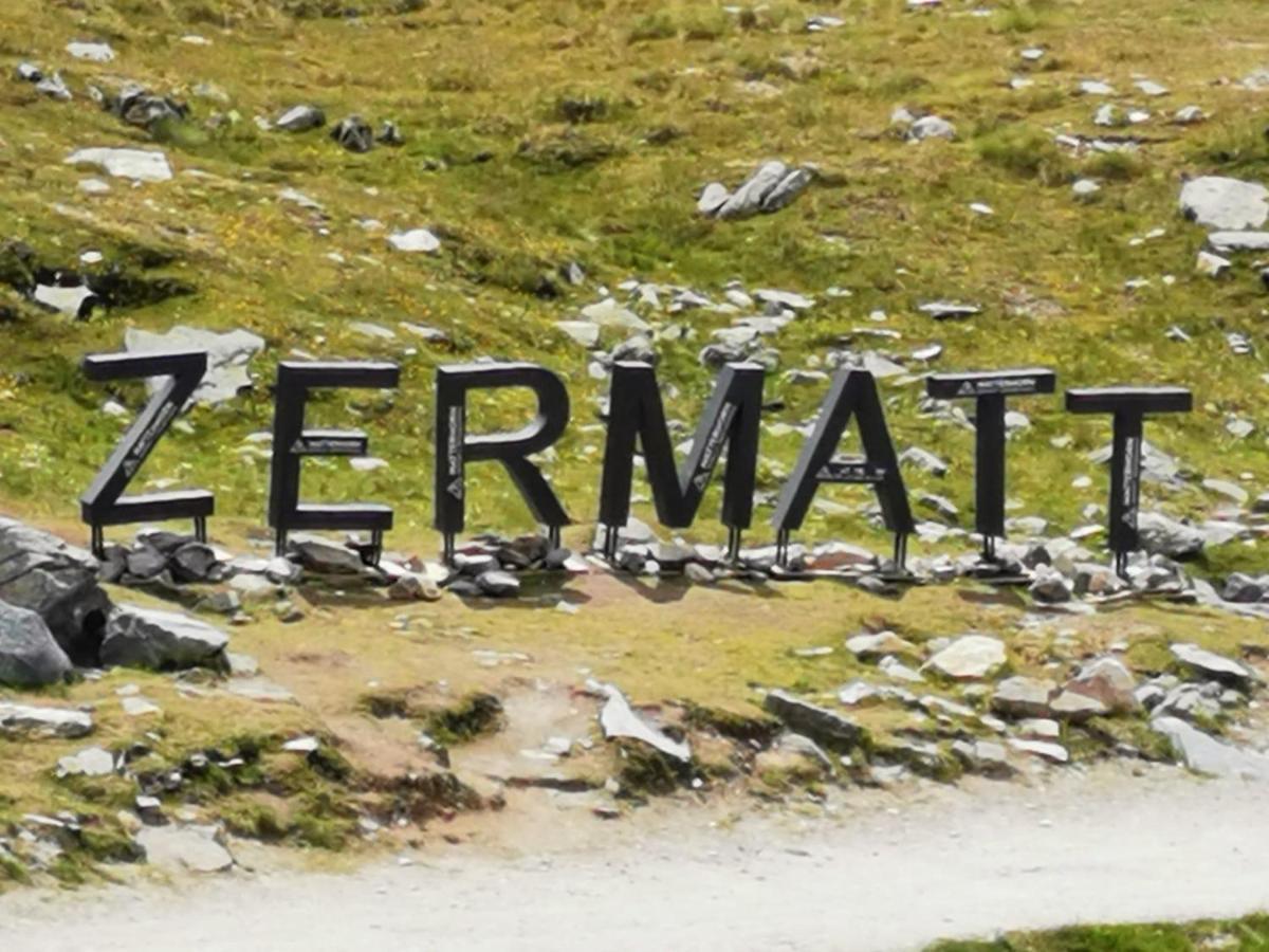 Appartamento Emelie Zermatt 4**** Esterno foto