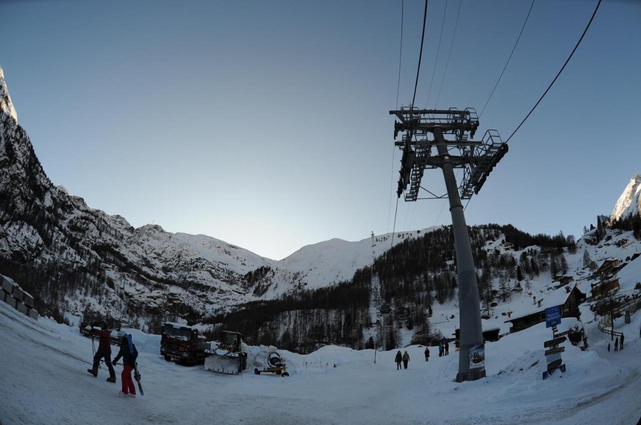 Appartamento Emelie Zermatt 4**** Esterno foto